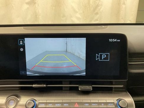 Used 2025 Hyundai Kona SEL AWD/4WD image 19