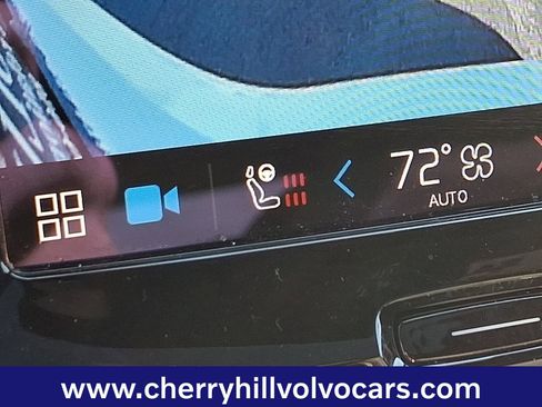 Certified 2024 Volvo S60 B5 Plus w/ Climate Package image 25