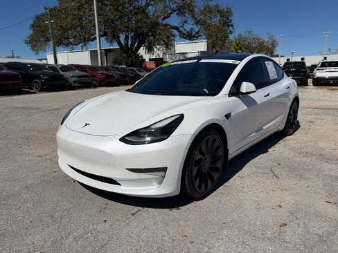 Used 2021 Tesla Model 3 Performance image 2