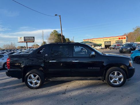 Used 2013 Chevrolet Avalanche LT w/ All-Star Edition image 9