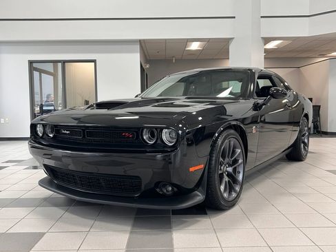 Certified 2023 Dodge Challenger R/T Scat Pack w/ Plus Package image 3