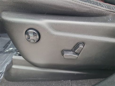 Used 2023 Dodge Durango R/T image 28