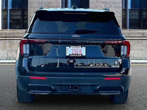 Certified 2025 Ford Explorer ST-Line w/ ST-Line Street Pack AWD/4WD image 4