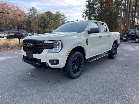 New 2025 Ford Ranger XLT w/ Equipment Group 301A High image 1