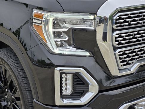 Used 2022 GMC Sierra 1500 Denali w/ Denali Premium Package AWD/4WD image 35