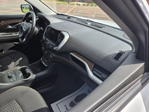 Used 2020 GMC Terrain SLE w/ Driver Convenience Package FWD image 35