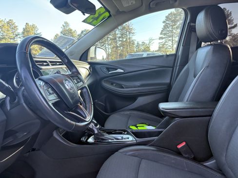 Used 2023 Buick Encore GX Preferred w/ Cold Weather Comfort Package FWD image 16