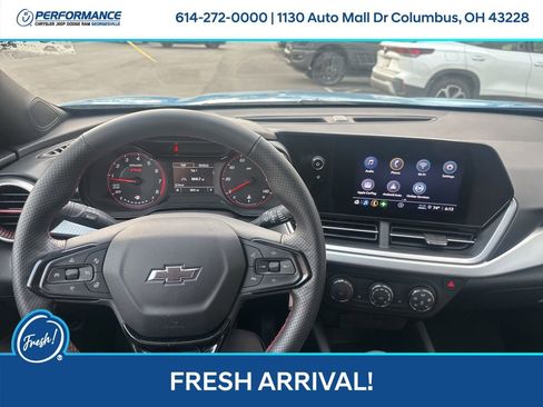 Used 2025 Chevrolet Trax RS w/ Driver Confidence Package image 25