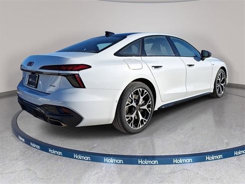 New 2026 Audi A6 Premium Plus image 3