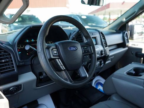 Used 2019 Ford F150 XL w/ Equipment Group 101A Mid AWD/4WD image 5