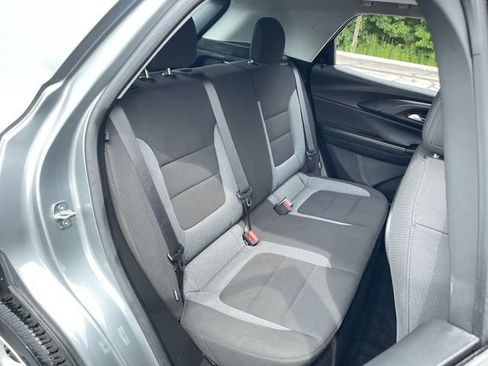 Used 2023 Chevrolet TrailBlazer LS FWD image 23