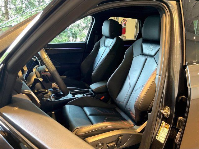 Certified 2025 Audi Q3 2.0T Premium Plus w/ Premium Plus Package AWD/4WD image 6