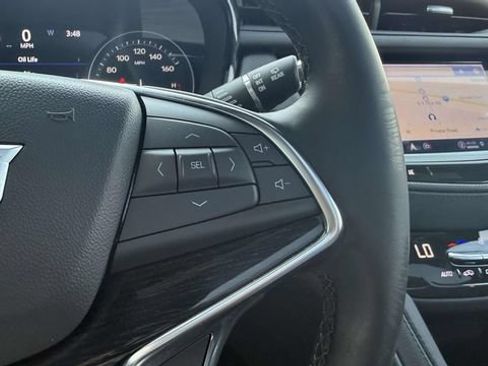 Used 2025 Cadillac XT5 Premium Luxury w/ Technology Package AWD/4WD image 41