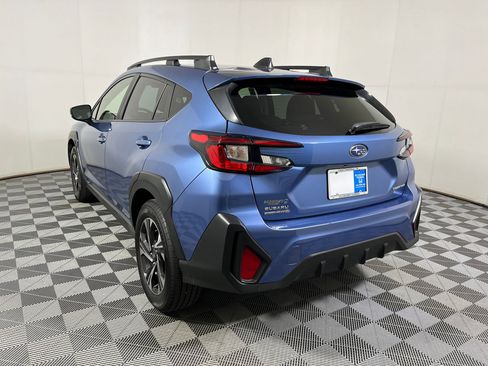Used 2024 Subaru Crosstrek 2.0i Premium image 19