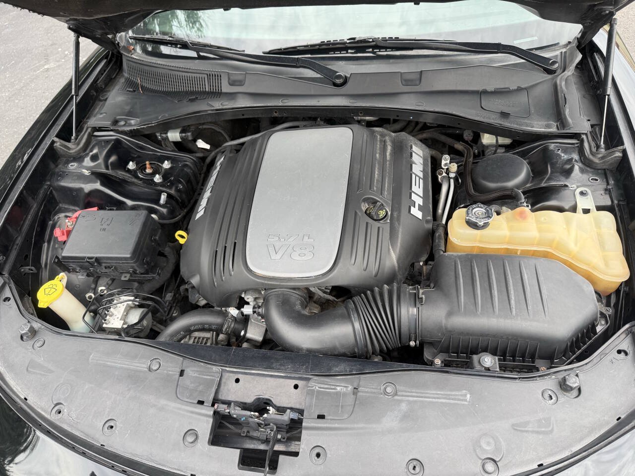 Used 2016 Dodge Charger R/T RWD image 16