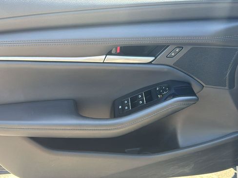 Used 2024 MAZDA MAZDA3 s FWD image 8
