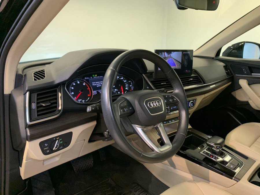 Used 2023 Audi Q5 2.0T Premium w/ Convenience Package AWD/4WD image 15