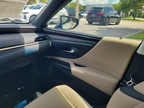 Used 2020 Lexus ES 350 w/ Premium Package FWD image 15