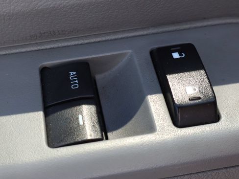 Used 2024 Ford E-450 and Econoline 450 Super Duty w/ Power Windows & Locks Group RWD image 20