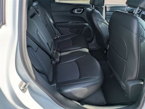 New 2026 Jeep Compass Latitude image 32