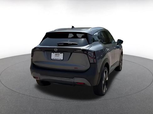 Used 2026 Nissan Kicks SR AWD/4WD image 11