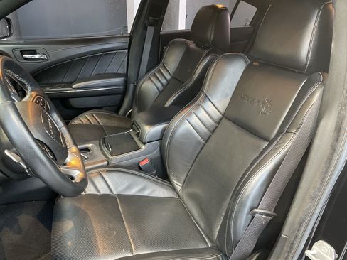 Used 2023 Dodge Charger SRT Hellcat w/ SRT Black Package RWD image 19