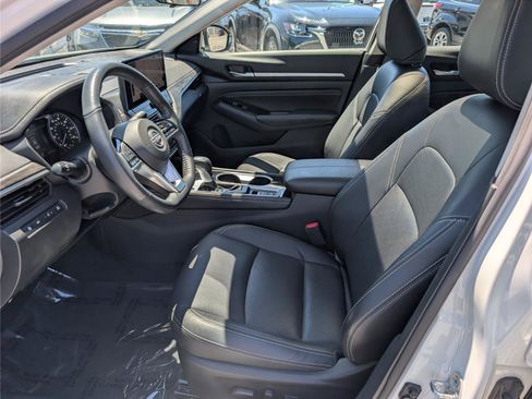 Used 2023 Nissan Altima 2.5 SL AWD/4WD image 16