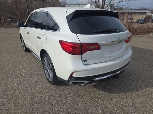 Used 2018 Acura MDX SH-AWD w/ Technology Package image 3