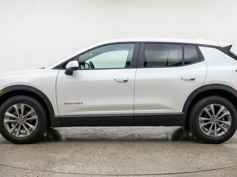 Used 2025 Chevrolet Equinox LT image 5