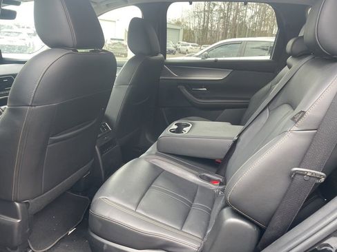 Used 2025 MAZDA CX-90 3.3 Turbo w/ Preferred Package image 11