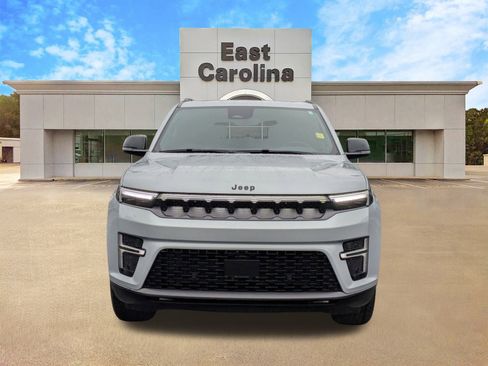 New 2026 Jeep Grand Wagoneer Limited image 8