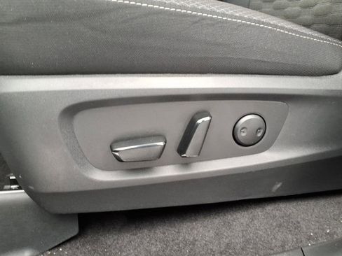 New 2026 Nissan Pathfinder SV image 25