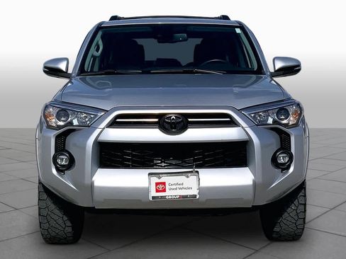 Used 2022 Toyota 4Runner SR5 Premium w/ Moonroof Package RWD image 4