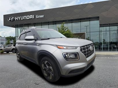 Used 2023 Hyundai Venue SEL w/ Cargo Package