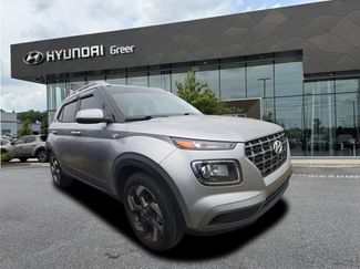 Used 2023 Hyundai Venue SEL w/ Cargo Package video 1