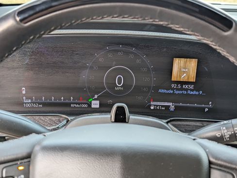 Used 2023 Cadillac Escalade ESV Premium Luxury w/ Performance Package image 27