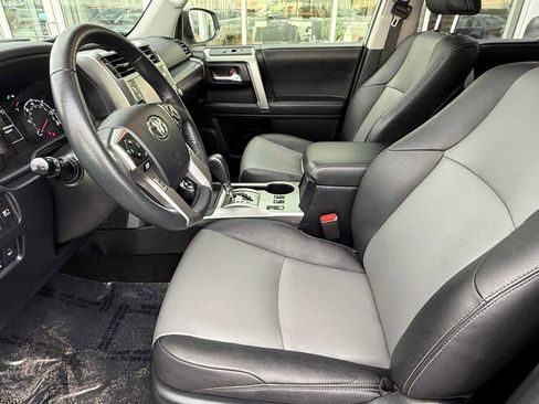 Used 2023 Toyota 4Runner SR5 Premium w/ Moonroof Package image 15