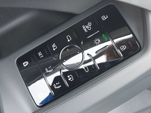 New 2026 Audi SQ5 Premium Plus AWD/4WD image 31