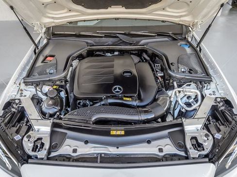 Used 2020 Mercedes-Benz E 350 4MATIC Sedan image 17