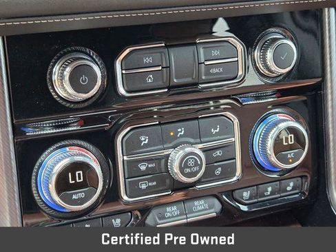 Certified 2024 GMC Yukon XL Denali Ultimate AWD/4WD image 29