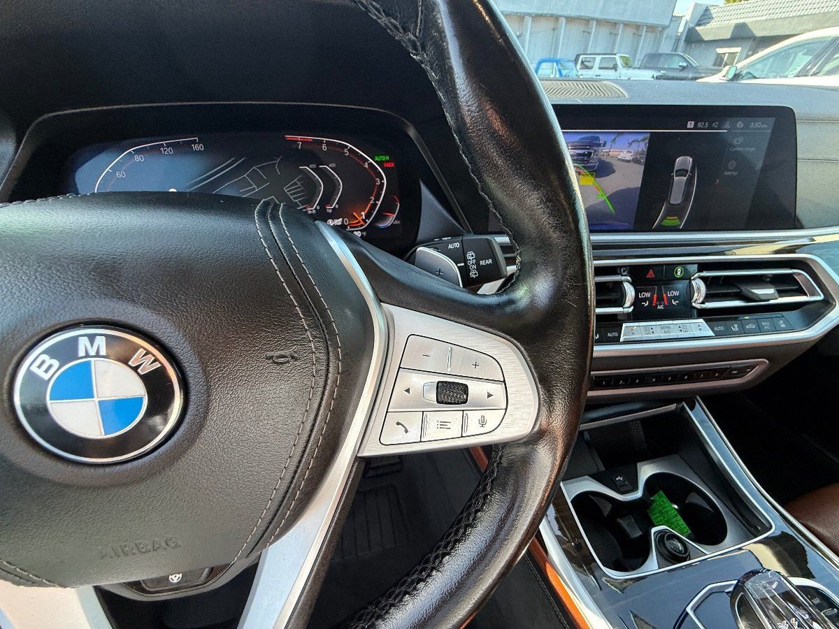 Used 2020 BMW X7 xDrive40i w/ Premium Package AWD/4WD image 22