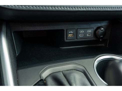 Used 2023 Toyota Highlander XSE image 28