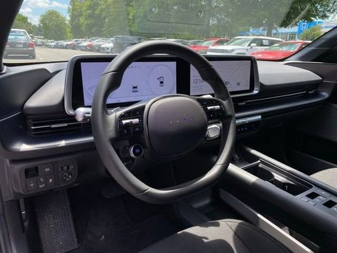 Used 2025 Hyundai Ioniq 6 SE image 9