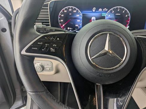Used 2024 Mercedes-Benz GLE 450 4MATIC image 30