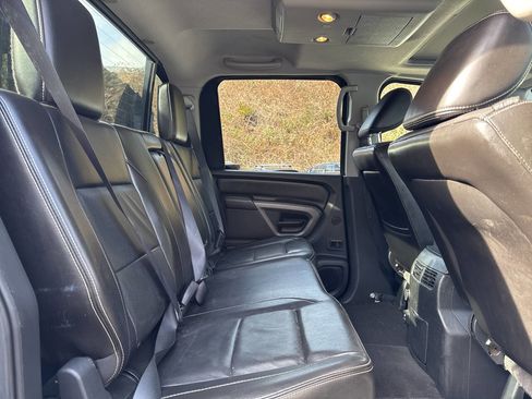 Used 2015 Nissan Titan PRO-4X image 8