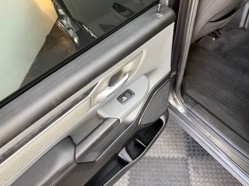 Used 2022 RAM 1500 Big Horn AWD/4WD image 30