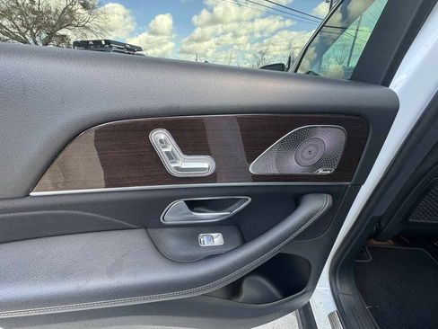 Used 2024 Mercedes-Benz GLE 350 4MATIC image 26