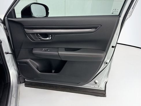 Used 2025 Honda CR-V Sport-L image 23