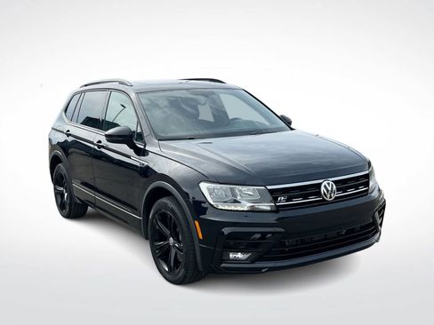 Used 2019 Volkswagen Tiguan SEL Premium R-Line AWD/4WD image 2