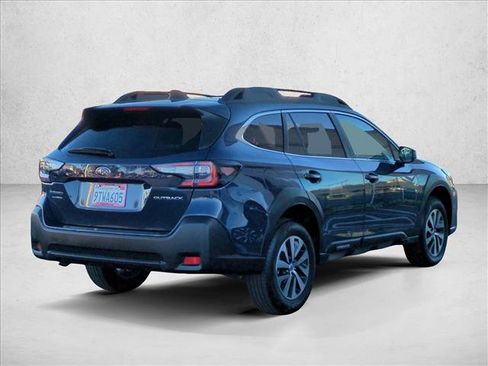 Certified 2025 Subaru Outback Premium image 5